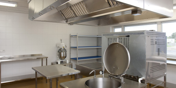 Limpiezas Campanas Extractoras de Cocinas Calasparra · Cocina de Clínicas